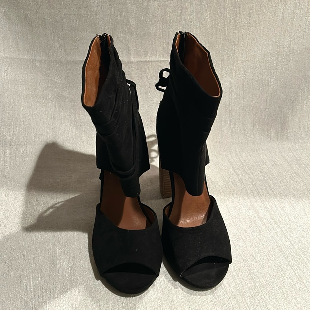 Dolce by Mojomoxy Pointed Open Toed Lace Up Heels